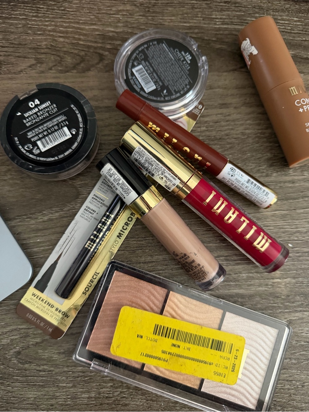 Milani Makeup Lot: 8 piece set all brand new